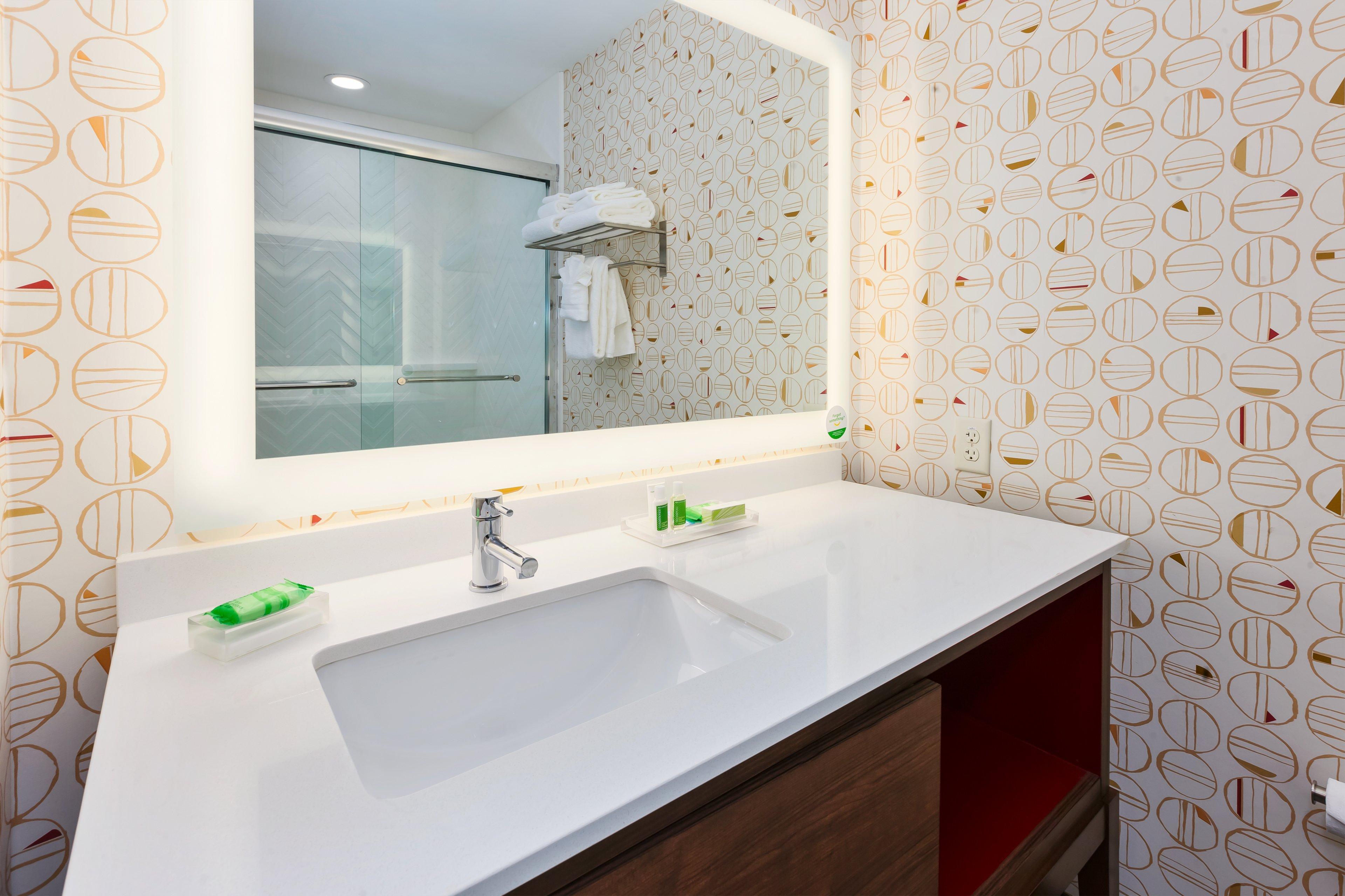 Holiday Inn & Suites - Toledo Southwest - Perrysburg By Ihg Bagian luar foto