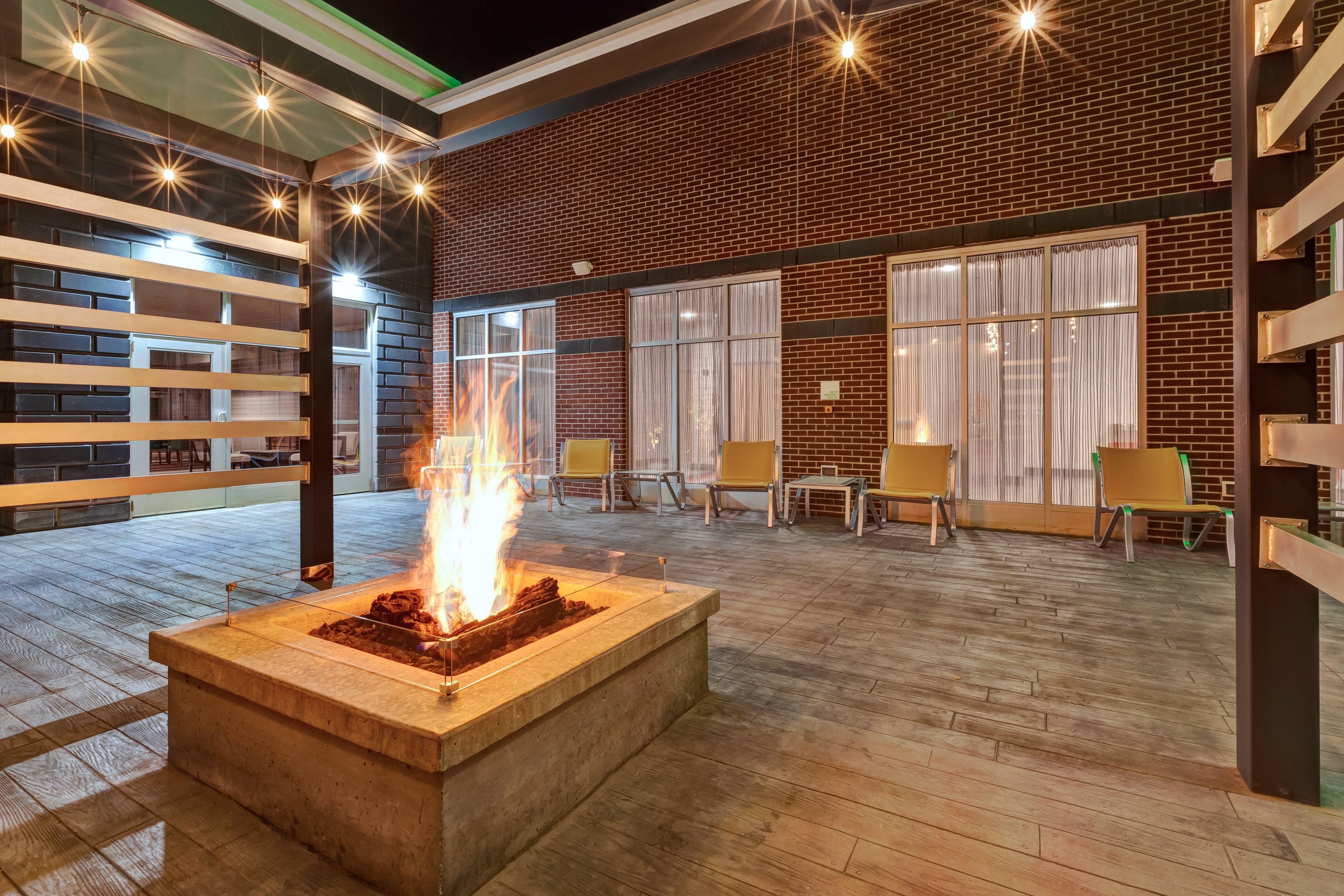 Holiday Inn & Suites - Toledo Southwest - Perrysburg By Ihg Bagian luar foto